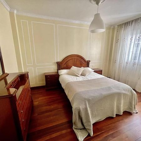 Agradable Apartamento Centrico En Cangas Luaran gambar