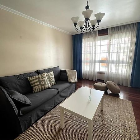 Agradable Apartamento Centrico En Cangas Luaran gambar